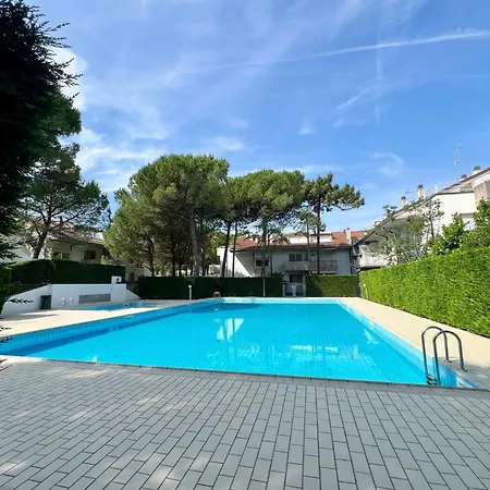 Peaceful In Lignano Pineta لينانو سابيادورو